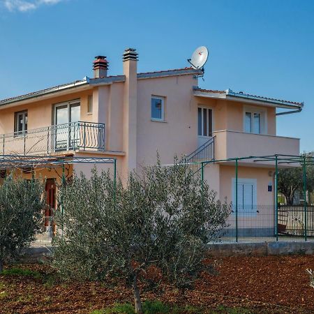 Guest House Pelja Plano Buitenkant foto